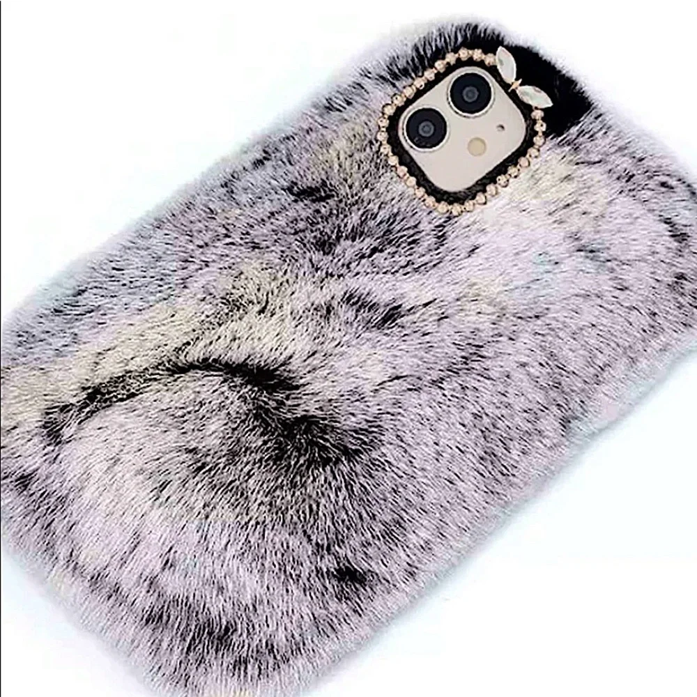 iPhone 12/12 Pro Fluffy Phone Case